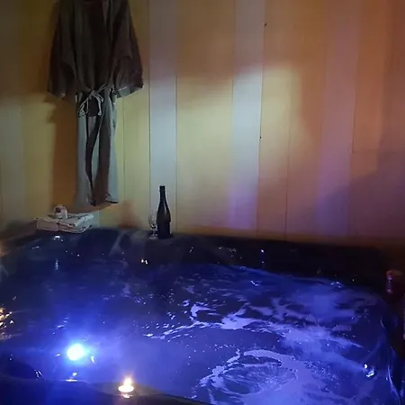 Гостевой дом Du Moulin De Barutel Espace Bien-etre En Supplement
