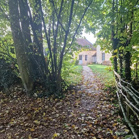 Du Moulin De Barutel: Cozy Couple's Retreat With Guest house