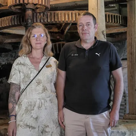 Du Moulin De Barutel: Cozy Couple's Retreat With 4*