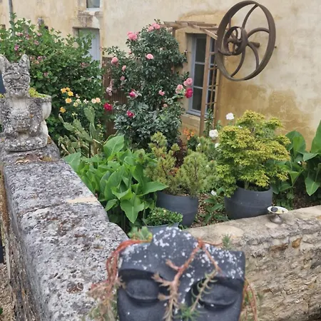 Guest house Du Moulin De Barutel: Cozy Couple's Retreat With 4*